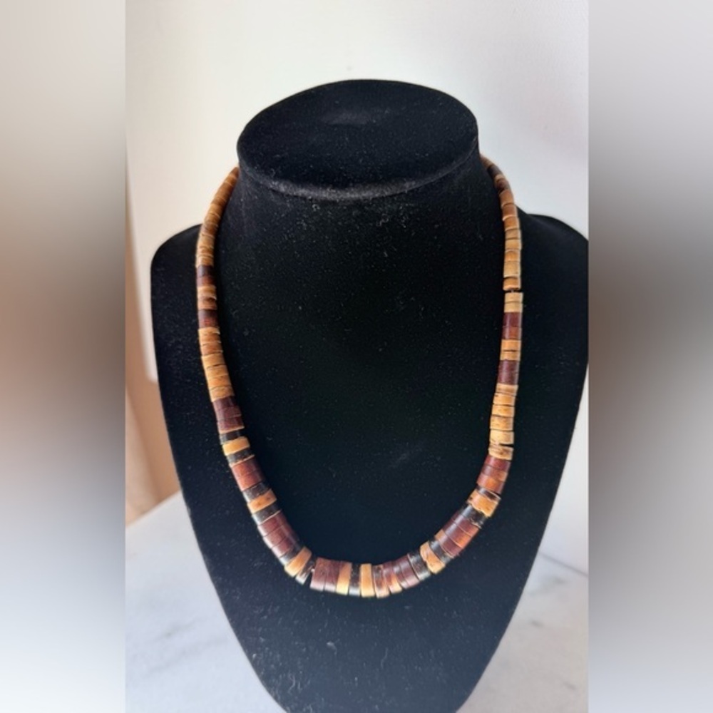 Handcrafted Brown Wood Disc Bead Necklace - Women Jewelry vintage